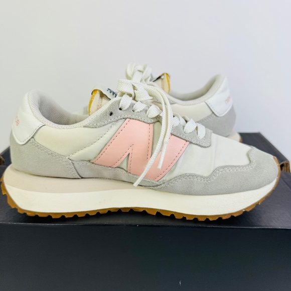 New Balance 237 Sea Salt Pink Suede Sneakers Shoes WS237GA Women's Size 6 B - Picture 9 of 12